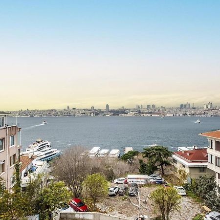 Flat With Sea View Near Uskudar Ferry Station Appartement Istanboel Buitenkant foto