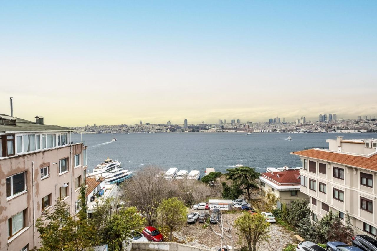 Flat With Sea View Near Uskudar Ferry Station Appartement Istanboel Buitenkant foto